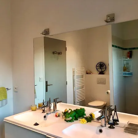 Villa D'architecte Dans Un Petit Coin De Paradis *