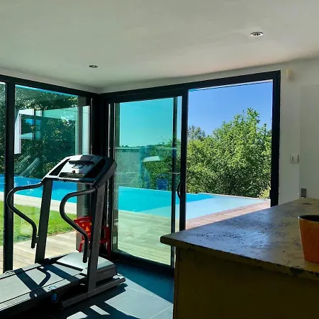 Villa D'architecte Dans Un Petit Coin De Paradis Cazats